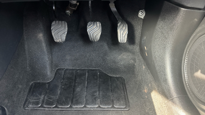 Nissan Juke 1.0 DiG-T 114 N-Connecta 5dr Petrol Hatchback